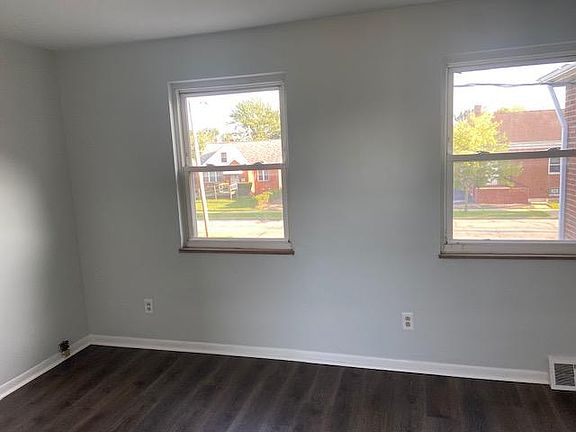 2nd image of 455 E 200th St APT 2