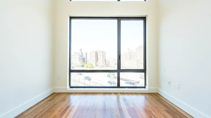 Rented by Nooklyn NYC LLC | media 127
