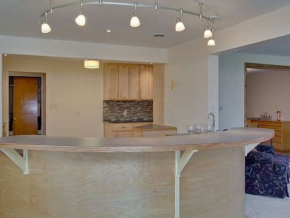 4th image of 87 Tristan Ln