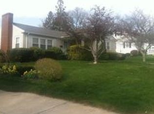 373 Dolphin St, New Bedford, MA 02744