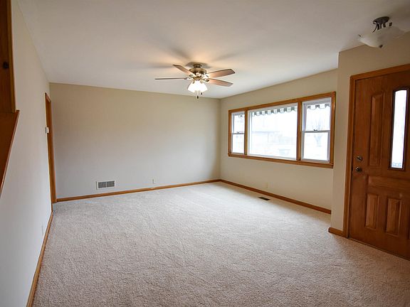 5th image of 1114 S Englewood Ave