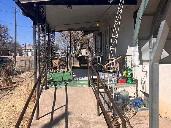 5th image of 208 S Railroad St