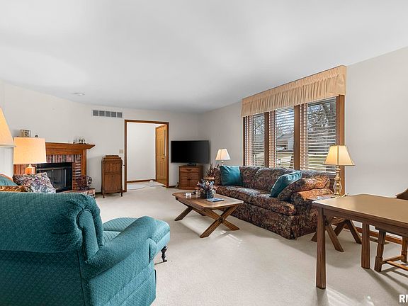 3rd image of 3613 Briana Dr