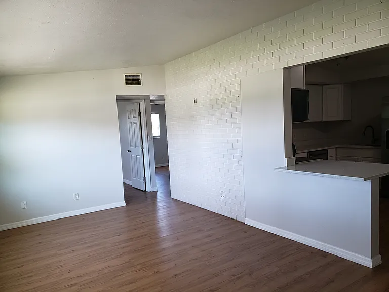 1605 58th Avenue Dr W — Photo 7