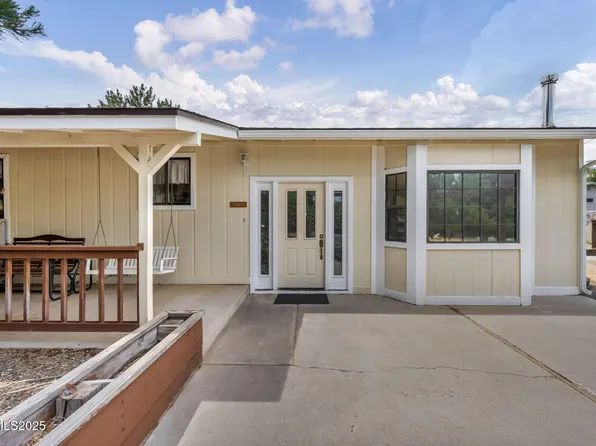 3674 Green Acre Dr, Carson City, NV 89705