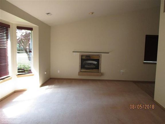 4th image of 3615 109th Street Ct NW
