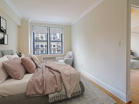 4th image of 108 W 15th St APT 5E