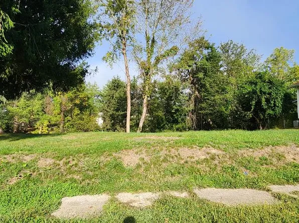 11 & 13 Linden Avenue, Moundsville, WV 26041