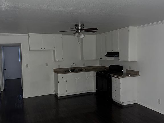 2nd image of 10902 Victory Blvd APT 9