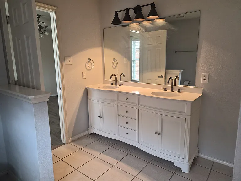 9944 Southgate Dr — Photo 10