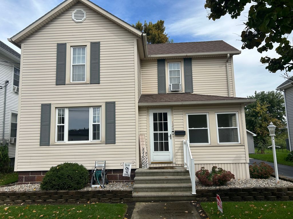 120 Clay St - Property Image