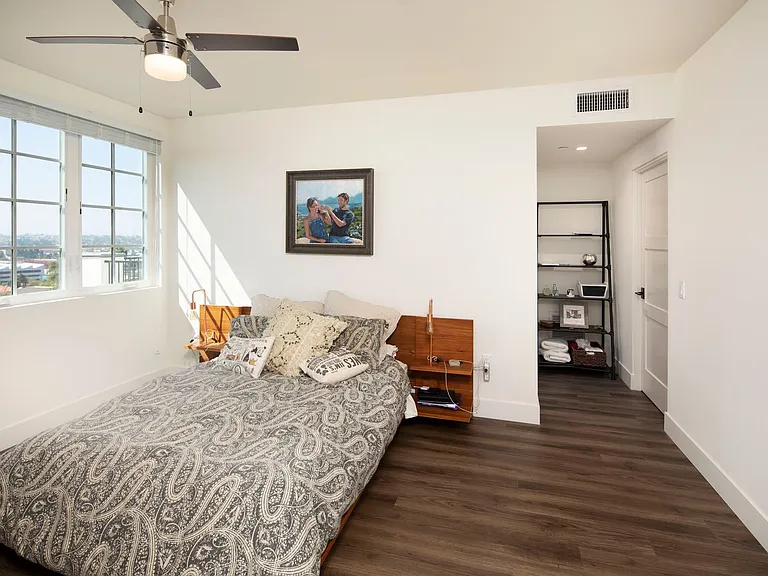 Mission West Lofts — Photo 8
