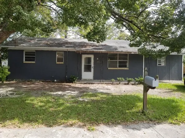 608 Quarterman St, Waycross, GA 31501