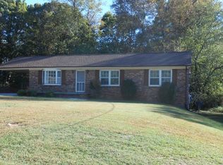 2508 32nd Ave NE, Hickory, NC 28601