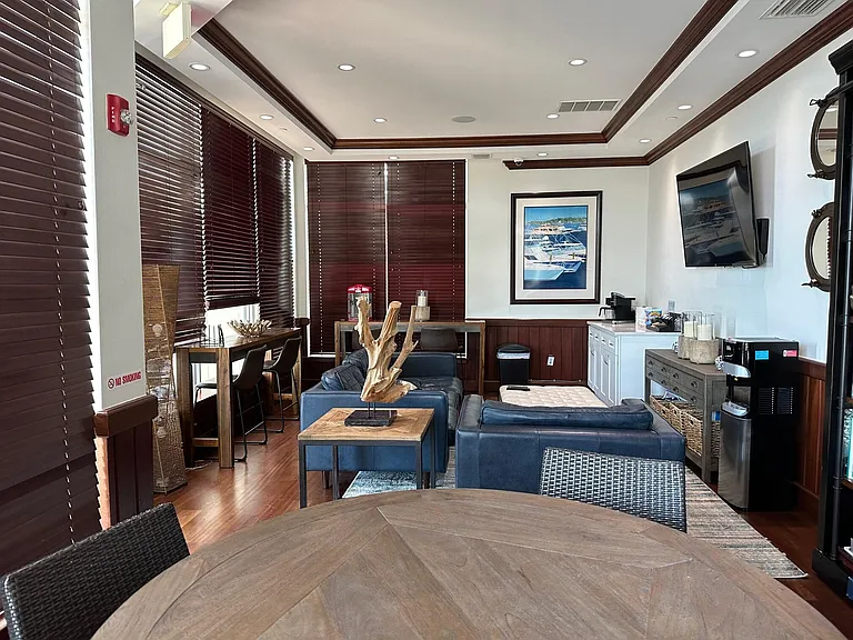975 NW Flagler Ave #403 — Photo 34