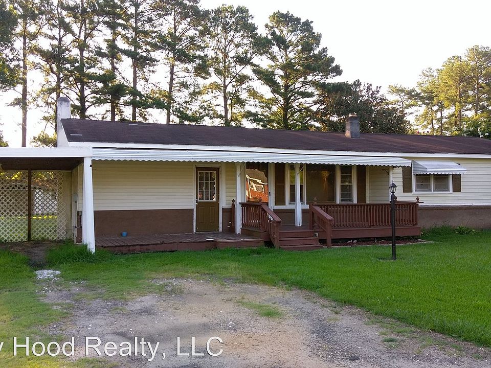 1st image of 121 Anthony Ln