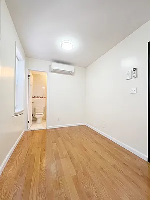 Rented by Compass | media 12