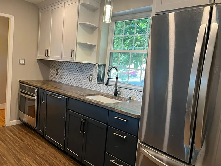 209 Burgess Ave — Photo 9