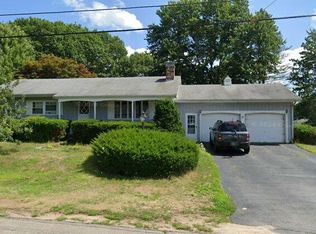 6 Twin Island Dr, Biddeford, ME 04005