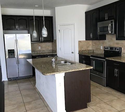 3rd image of 3097 Zander Dr