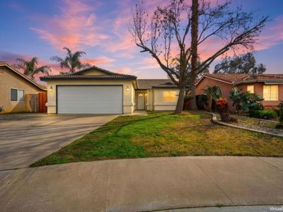 2307 Zion Way, Hanford, CA, 93230