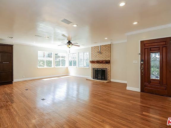 5th image of 1117 N Linwood Ave