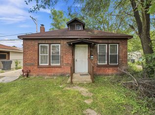 10215 S Aberdeen St, Chicago, IL 60643