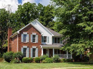 2516 Ballantrae Cir, Old Brownsboro Place, KY 40242