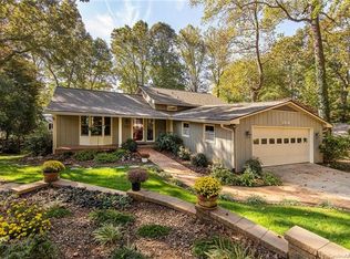 3910 Lake Shore Rd S, Denver, NC 28037