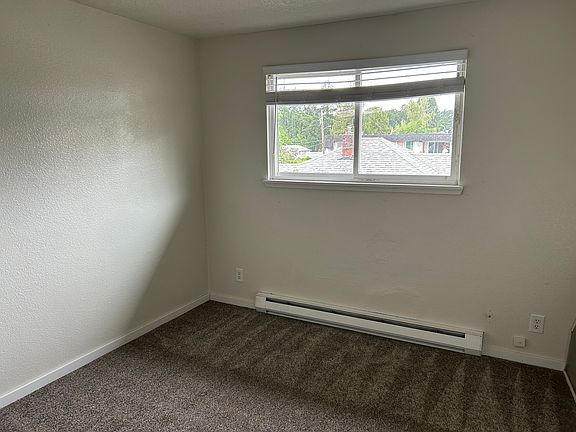4th image of 172 Salem Heights Ave S #4