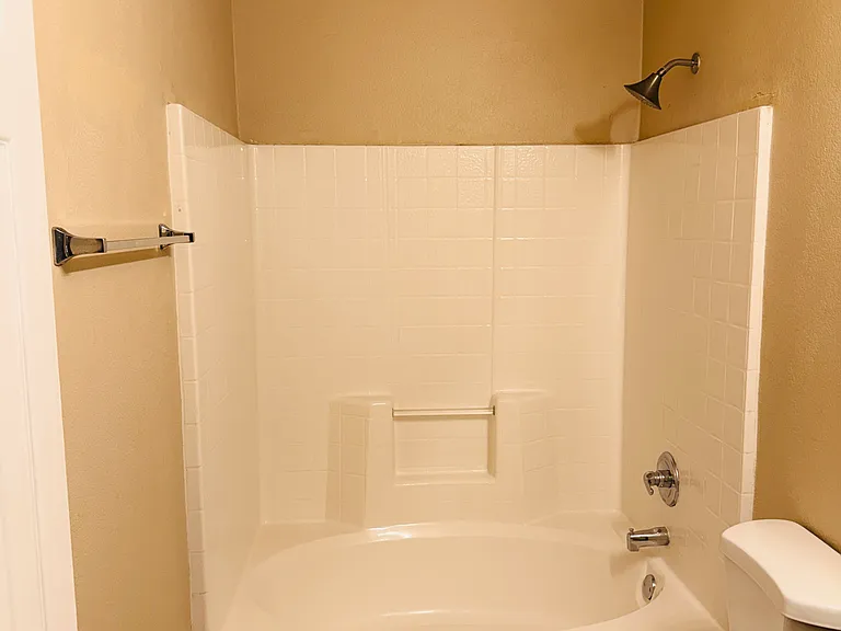 11956 Kingsville Dr — Photo 14