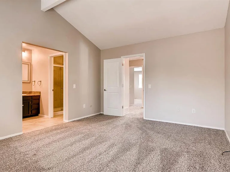 6403 S Florence Way — Photo 11
