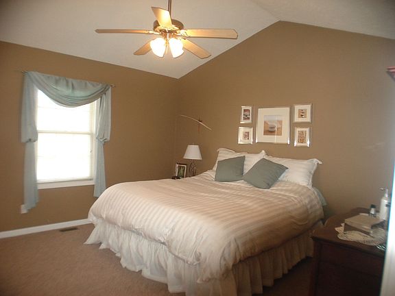 5th image of 8358 River Bend Dr