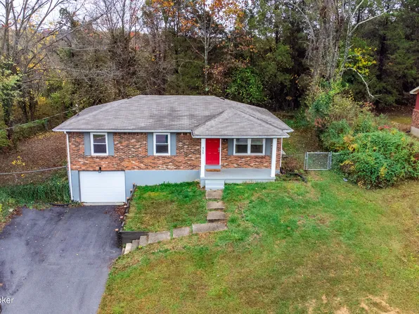515 Patton Dr, Radcliff, KY 40160
