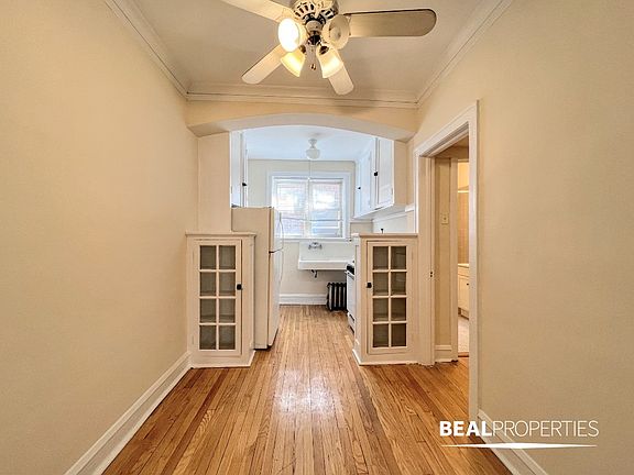 5th image of 4227 N Paulina St #W2
