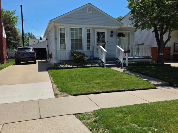 18606 Hanna St, Melvindale, MI 48122