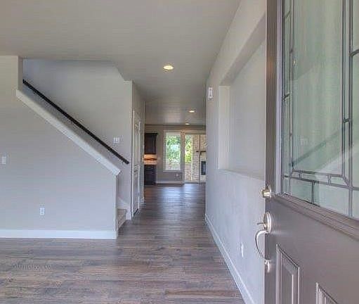 5th image of 12605 173rd Street Ct E