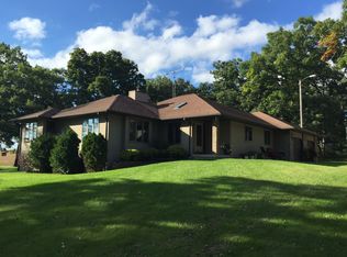 N6925 Laren Ln, Ripon, WI 54971
