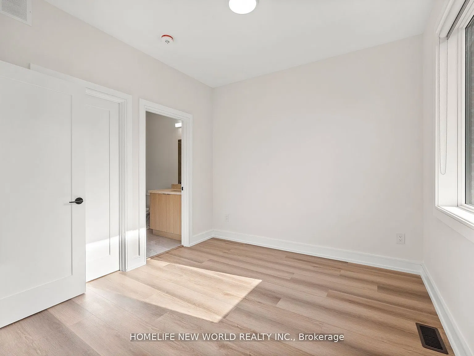 3 bed, $3,800 — Photo 4