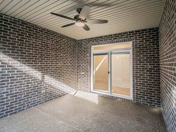 5th image of 7050 Ironwood Cir