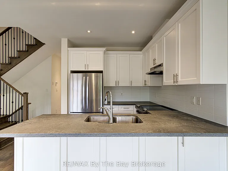 169 Allegra Dr — Photo 8