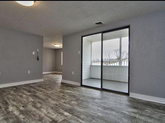 2nd image of 100 Parkway Blvd #103