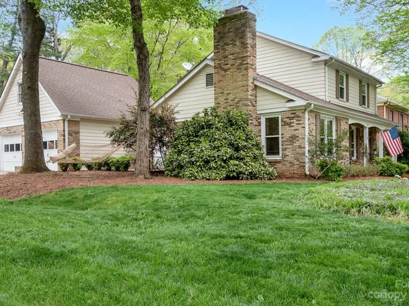 9313 Hinson Dr, Matthews, NC 28105