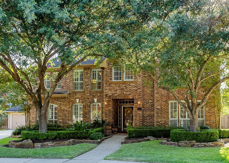 1st image of 818 Epperson Way Ct
