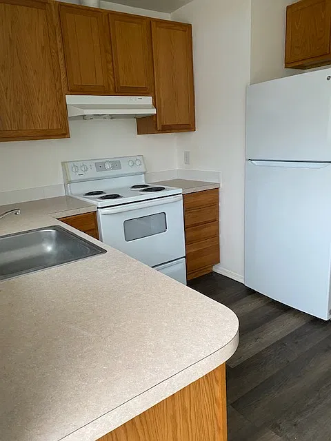 2 bed, 825 sqft, $1,025 — Photo 2