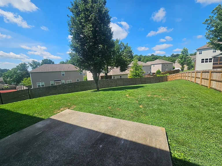 164 Blackpool Dr — Photo 12