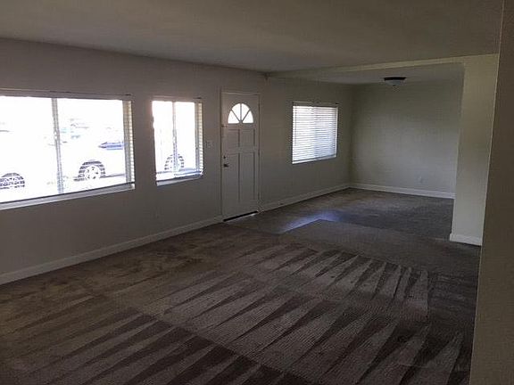 Very large living and dining rooms