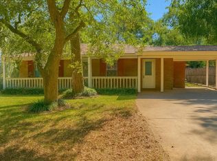 432 Young St, Livingston, TX 77351