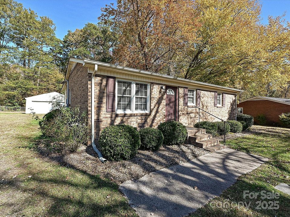 1st image of 117 Sunset Ln