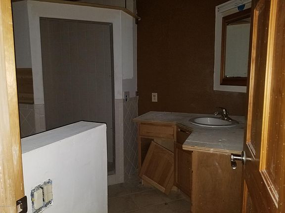 5th image of 5465 Chalet Dr